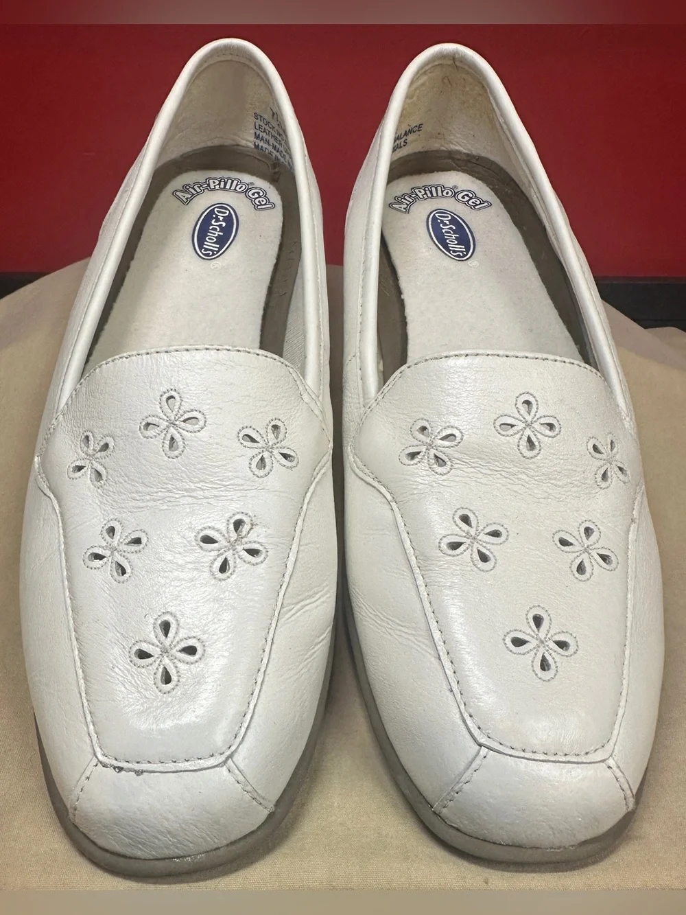 Dr Scholl’s White Leather Loafers Floral Pattern Cutouts Women’s Size 7.5M